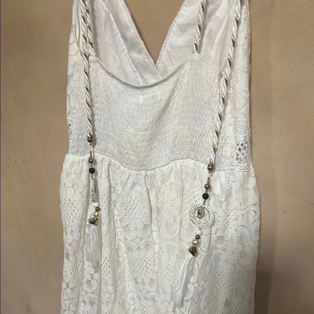 White and Gold Sleeveless Backless Sundress - Picture 9 of 14